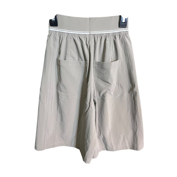 Lululemon Swift Relaxed 9" Shorts With Logo Waistband Warm Ash Grey - Size XXXS - Picture 3 of 6